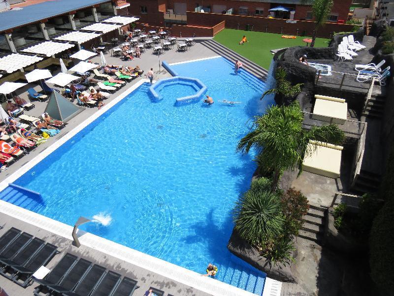 Hotel Papi Blau Малграт де Мар Екстериор снимка