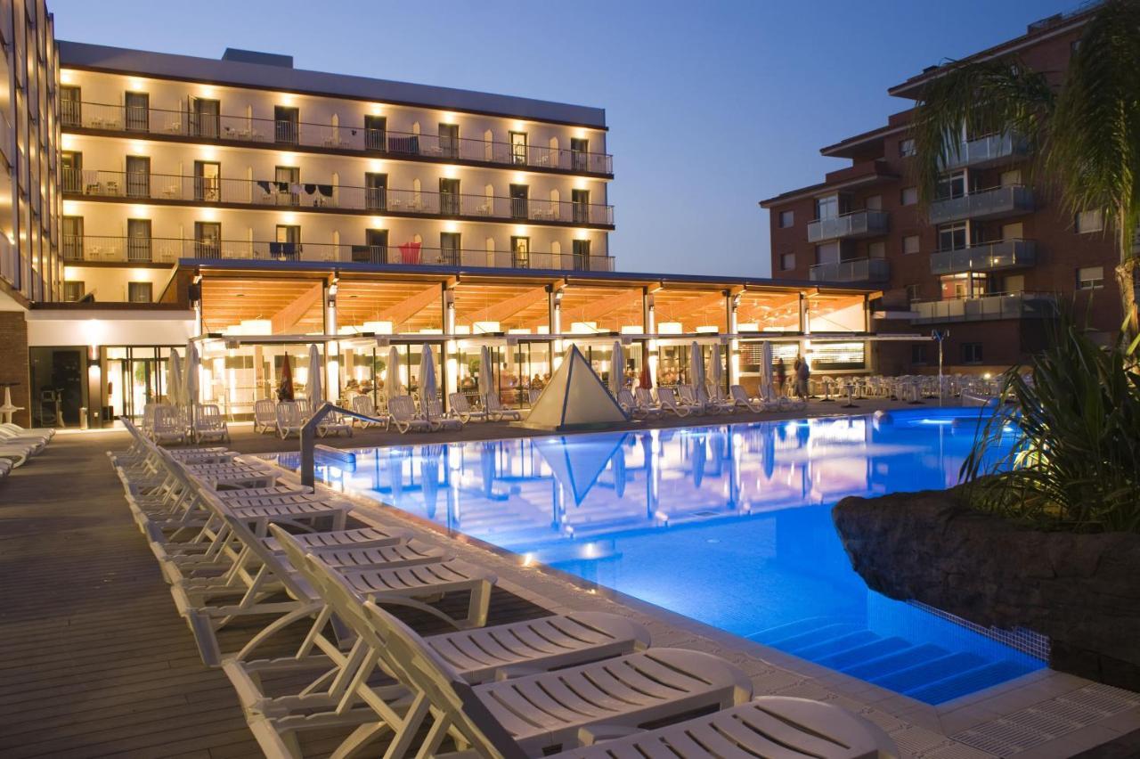 Hotel Papi Blau Малграт де Мар Екстериор снимка