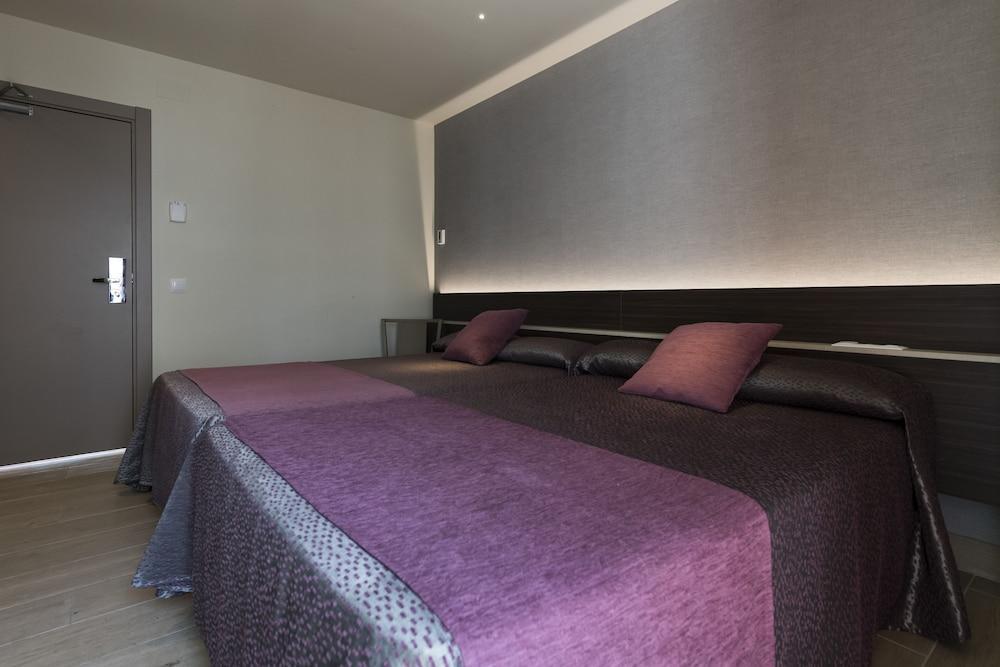 Hotel Papi Blau Малграт де Мар Екстериор снимка